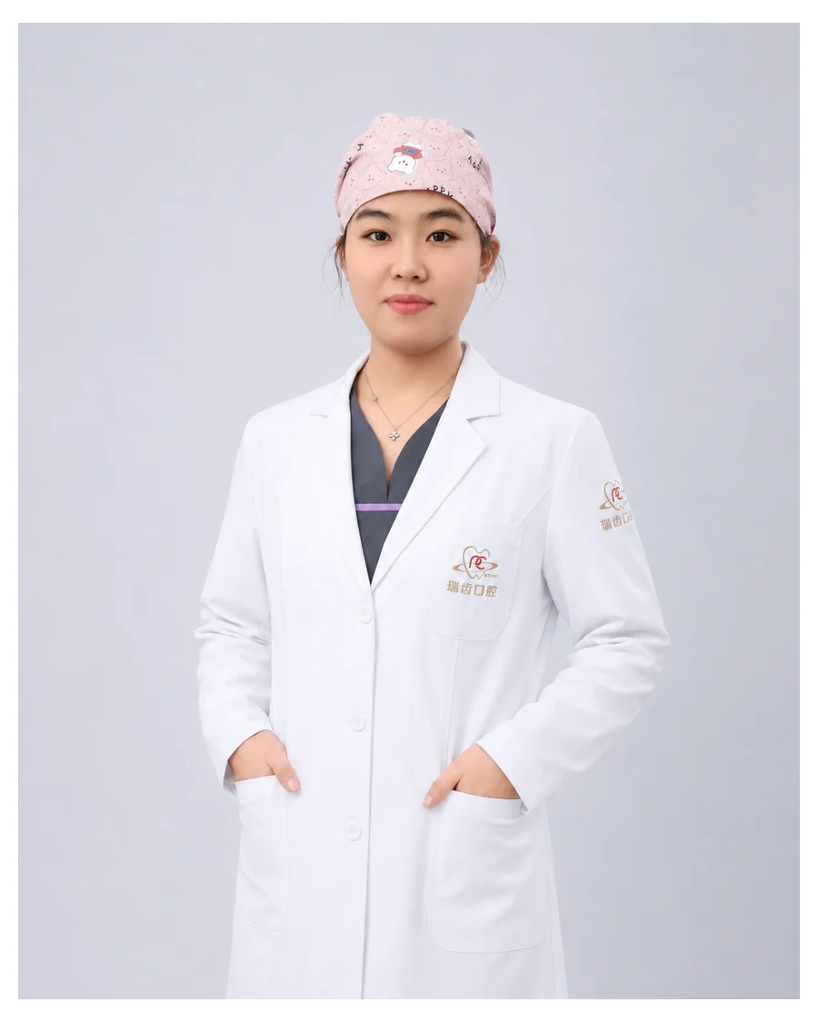 贾文婷口腔内科与修复专科医师形象照